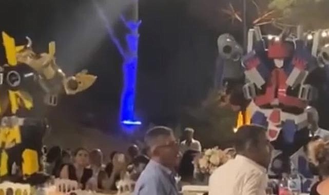 Düğünde Ankara havası oynayan Transformerslar böyle görüntülendi – Teknoloji